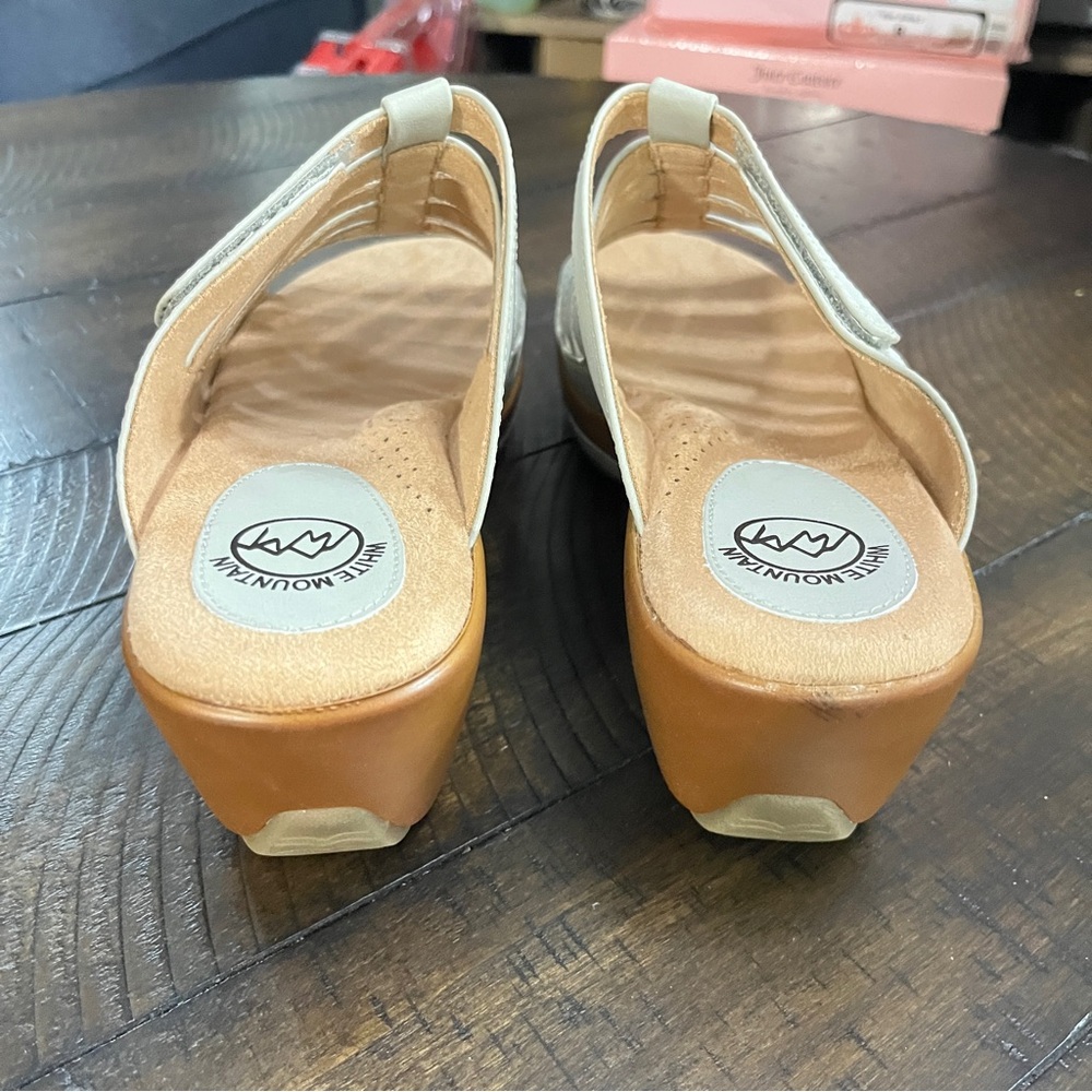 White Mountain Valenci Ice Burn Tan Mules, 11M - Picture 4 of 8